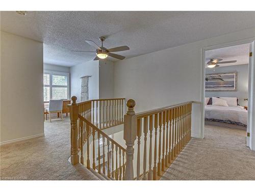 132 Robinson Lane, London, ON - Indoor Photo Showing Other Room