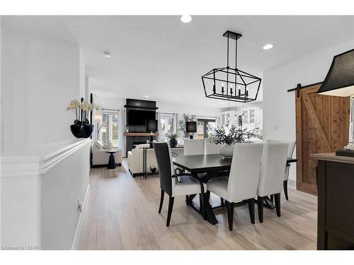 1043 Manchester Road, London, ON - Indoor Photo Showing Dining Room