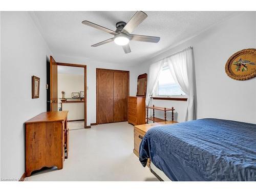 444 Piccadilly Street, London, ON - Indoor Photo Showing Bedroom