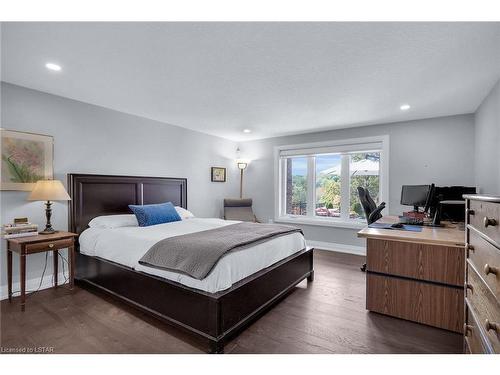 7483 Silver Creek Crescent, London, ON - Indoor Photo Showing Other Room