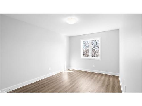54 Bancroft Road, St. Thomas, ON - Indoor Photo Showing Other Room