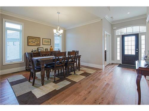 116 Woodholme Close, London, ON - Indoor Photo Showing Dining Room