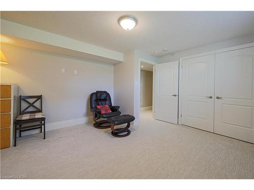 116 Woodholme Close, London, ON - Indoor Photo Showing Other Room