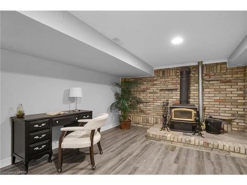 39 Frontenac Road, London, ON - Indoor With Fireplace