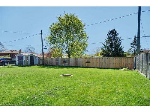 39 Frontenac Road, London, ON - Outdoor With Backyard