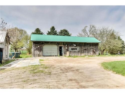 22981 Prospect Hill Road, Thorndale, ON 