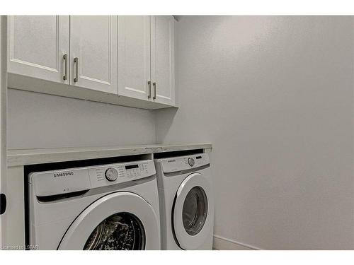 191 Queen Street, Komoka, ON - Indoor Photo Showing Laundry Room