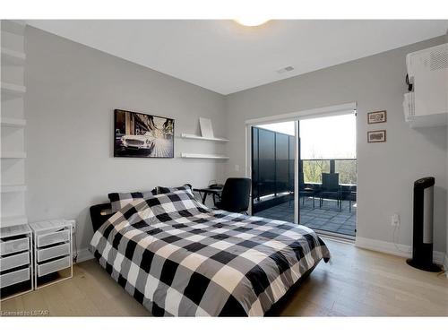 307-480 Callaway Road Road, London, ON - Indoor Photo Showing Bedroom