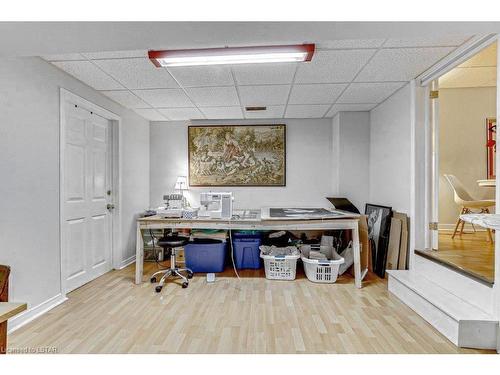 39 Sweetbriar Road, London, ON - Indoor Photo Showing Office