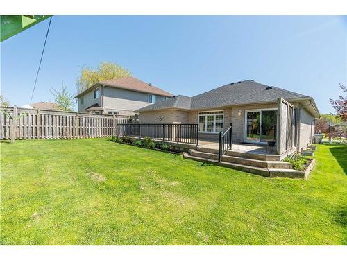 297 Thorn Drive, Strathroy, ON - Outdoor With Exterior