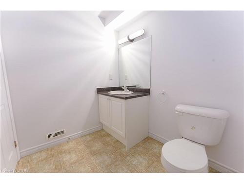 6 Grasmere Crescent, London, ON - Indoor Photo Showing Bathroom