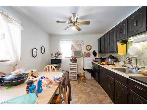 1780 Gore Road, London, ON - Indoor Photo Showing Kitchen With Double Sink