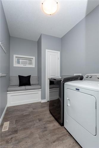35 Blairmont Terrace, St. Thomas, ON - Indoor Photo Showing Laundry Room