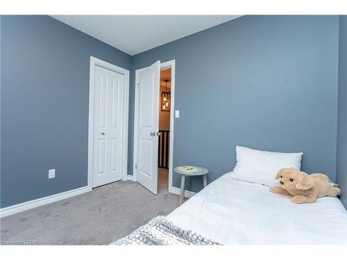 35 Blairmont Terrace, St. Thomas, ON - Indoor Photo Showing Bedroom