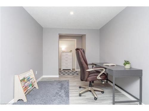 35 Blairmont Terrace, St. Thomas, ON - Indoor Photo Showing Office
