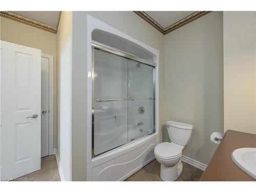 2137 Jack Nash Drive, London, ON - Indoor Photo Showing Bathroom