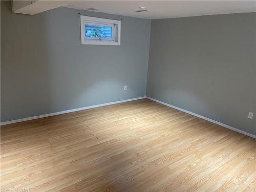 74-40 Tiffany Drive, London, ON - Indoor Photo Showing Other Room