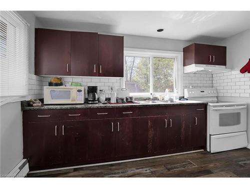 465 Second Street, London, ON - Indoor Photo Showing Kitchen