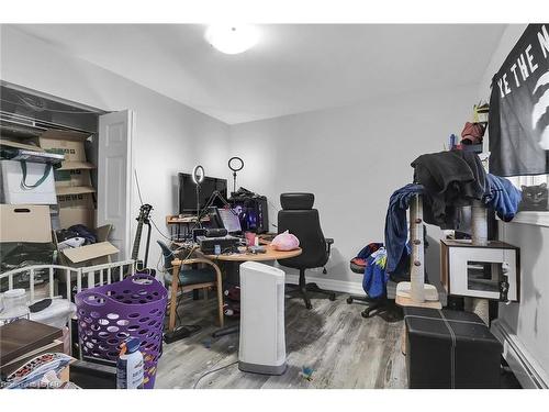 465 Second Street, London, ON - Indoor Photo Showing Other Room