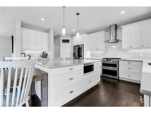1816 Ballymote Avenue, London, ON - Indoor Photo Showing Kitchen With Upgraded Kitchen