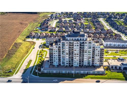 302-240 Village Walk Boulevard, London, ON - Outdoor With View