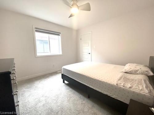 1217 Emma Chase Drive, London, ON - Indoor Photo Showing Bedroom