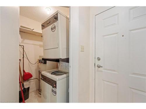 107-1600 Adelaide Street N, London, ON - Indoor Photo Showing Laundry Room