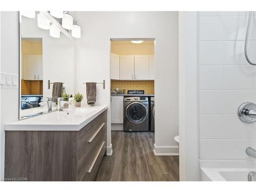 196 Broad Street, Parkhill, ON - Indoor Photo Showing Laundry Room