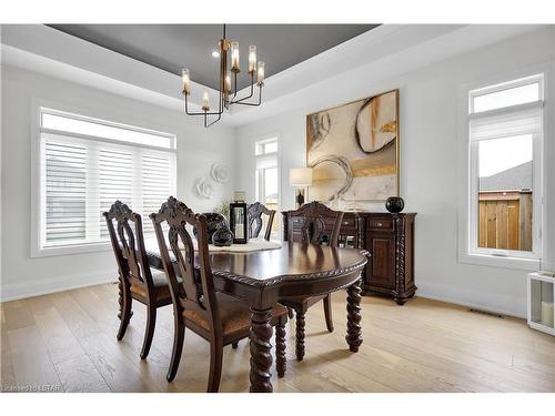 6382 Old Garrison Boulevard, London, ON - Indoor Photo Showing Dining Room
