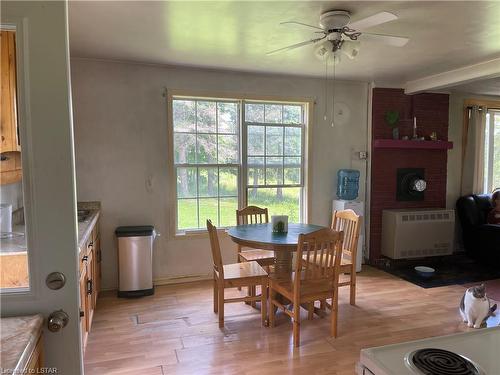 2442 Highway 520, Burk'S Falls, ON - Indoor Photo Showing Dining Room