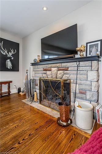821 Colborne Street, London, ON - Indoor Photo Showing Living Room With Fireplace