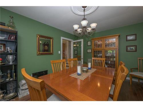 147 Wellesley Crescent, London, ON - Indoor Photo Showing Dining Room