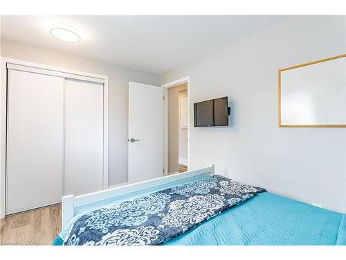172 Wakefield Crescent, London, ON - Indoor Photo Showing Bedroom