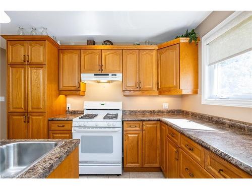 71818 Sunview Avenue, Bluewater, ON - Indoor Photo Showing Kitchen