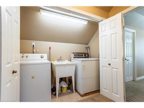 71818 Sunview Avenue, Bluewater, ON - Indoor Photo Showing Laundry Room