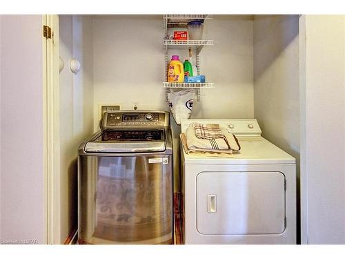289 Wildgoose Road, London, ON - Indoor Photo Showing Laundry Room
