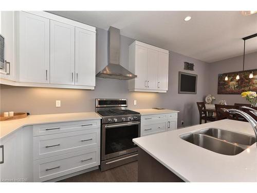 50-555 Sunningdale Road, London, ON - Indoor Photo Showing Kitchen With Double Sink