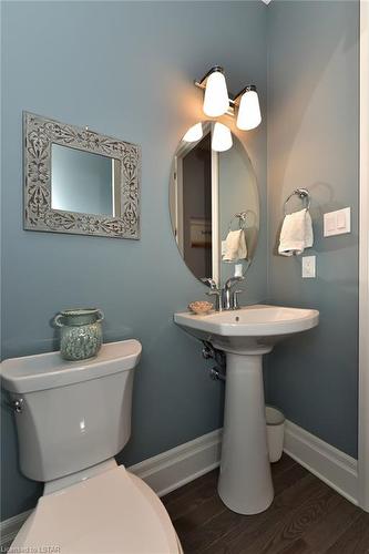 50-555 Sunningdale Road, London, ON - Indoor Photo Showing Bathroom
