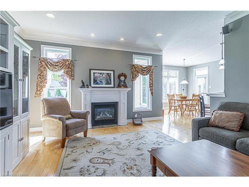 28 Pinehurst Dr Drive, Dorchester, ON - Indoor Photo Showing Living Room With Fireplace