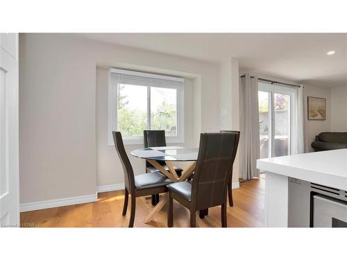 277 Ferndale Avenue, London, ON - Indoor Photo Showing Dining Room