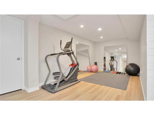 277 Ferndale Avenue, London, ON - Indoor Photo Showing Gym Room
