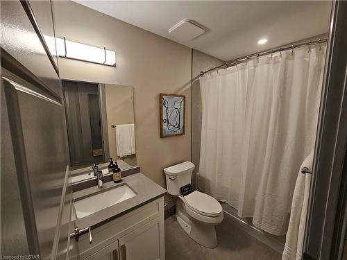 314-1975 Fountain Grass Drive, London, ON - Indoor Photo Showing Bathroom