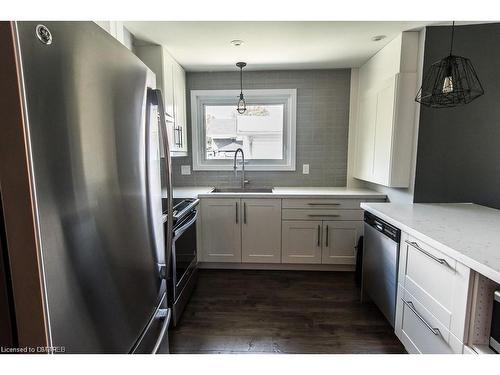 148 Wilson Avenue, London, ON - Indoor Photo Showing Kitchen With Upgraded Kitchen