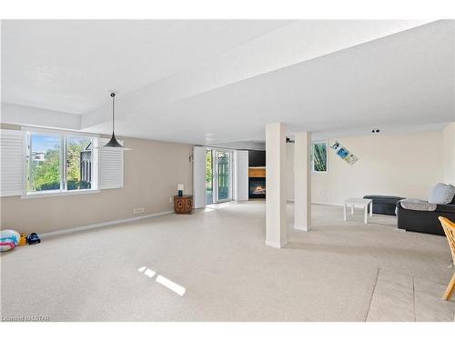 1841 Foxwood Avenue, London, ON - Indoor Photo Showing Other Room
