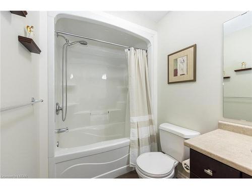 52 James Avenue, Tillsonburg, ON - Indoor Photo Showing Bathroom