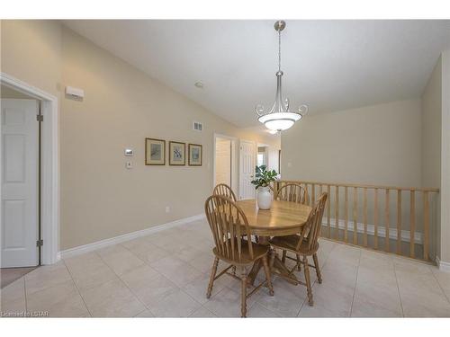 49-620 Thistlewood Drive, London, ON - Indoor Photo Showing Dining Room