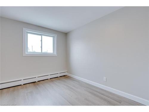 10-642 Hamilton Road, London, ON - Indoor Photo Showing Other Room