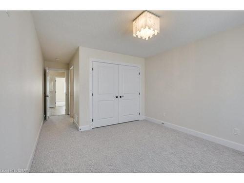 6441 Royal Magnolia Avenue, London, ON - Indoor Photo Showing Other Room