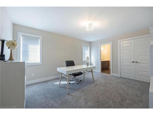 1387 Dyer Crescent, London, ON - Indoor Photo Showing Office
