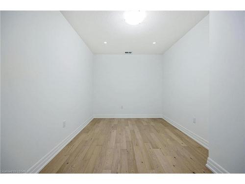 716-480 Callaway Road, London, ON - Indoor Photo Showing Other Room